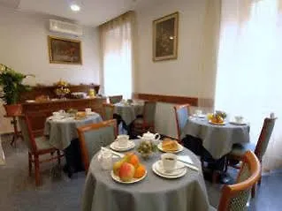 Hotel Ercoli House Rome