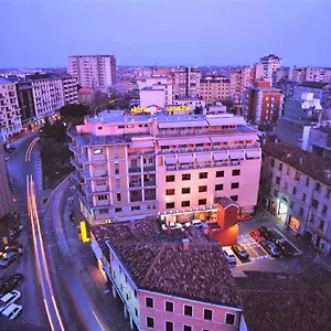 Venezia 3*, Μέστρε Ιταλία